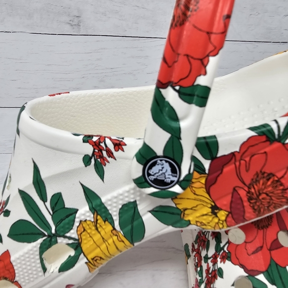 Crocs Limited Edition Floral Clogs - Picture 5 of 9